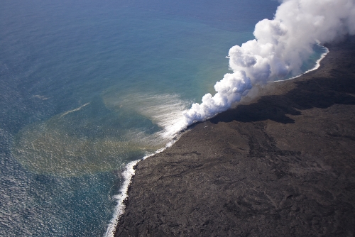 volcanoe underwater smoking